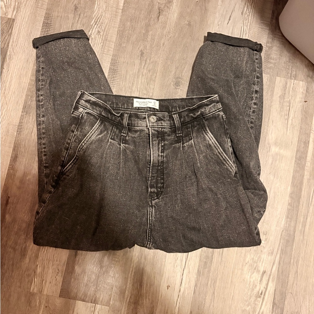 Women's Abercrombie the 80s Mom High Rise Vintage Black Jeans Size 27